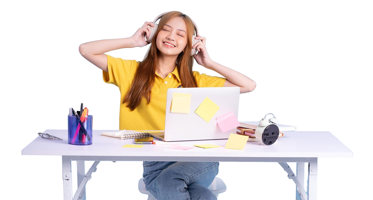 young-asian-student-studying-concept